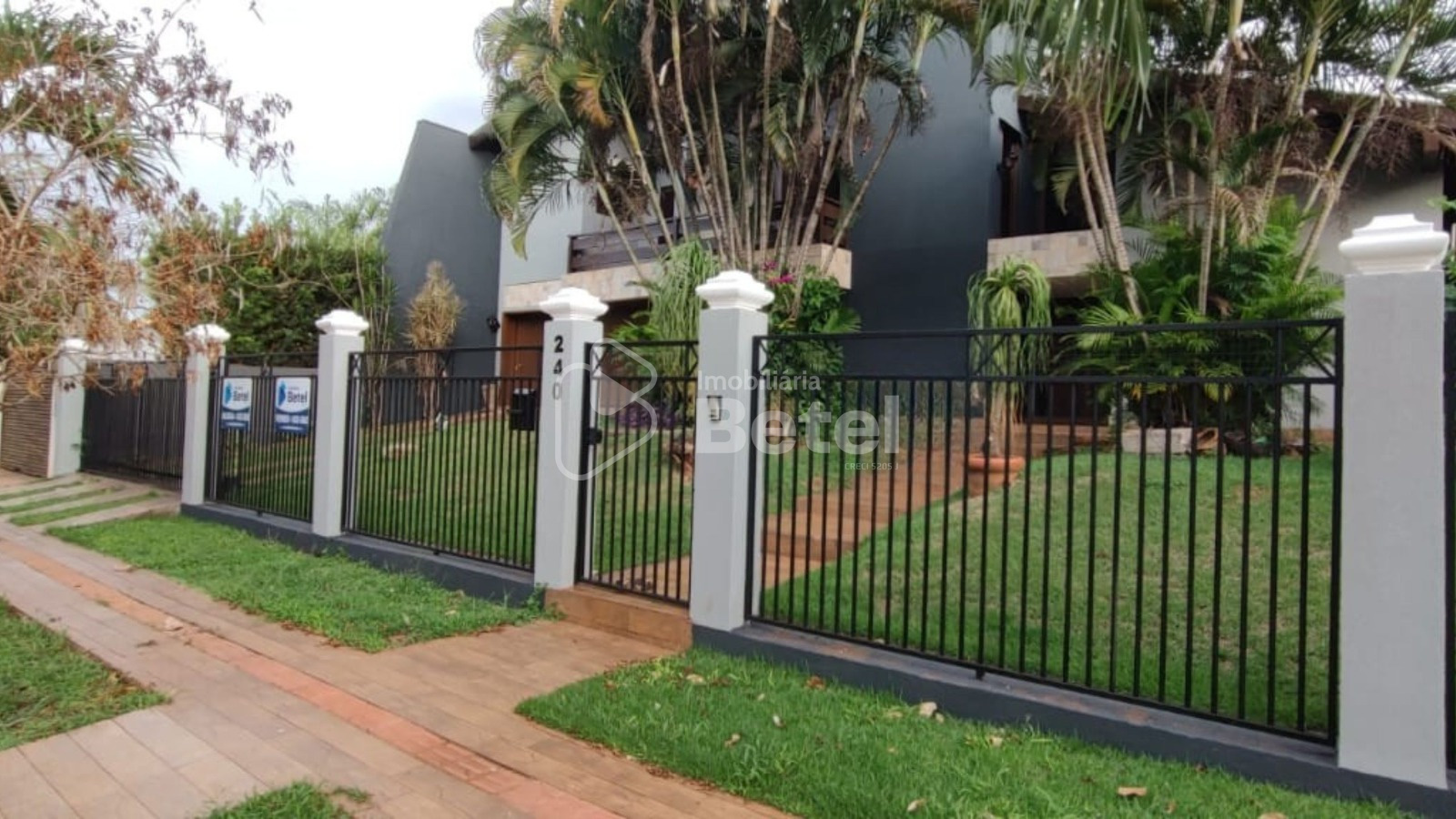 Casa no Portal de Dourados, foto 1 de 34