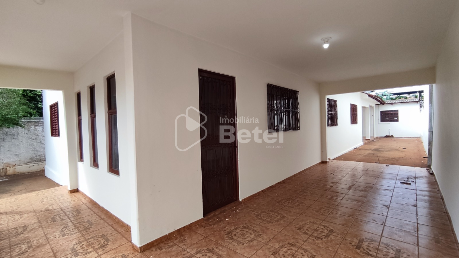 Casa no Jardim Água Boa, foto 3 de 18