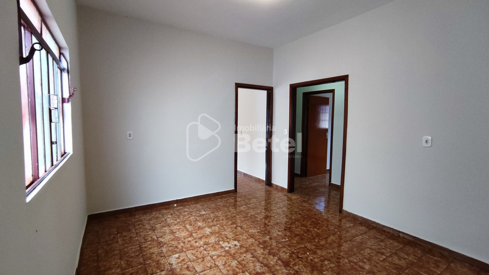 Casa no Jardim Água Boa, foto 5 de 18