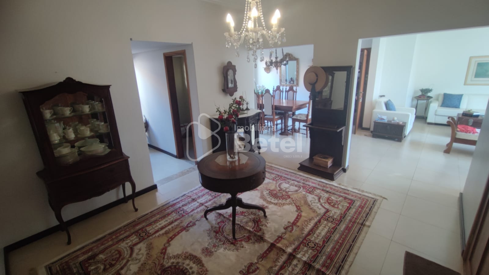 Casa na Vila Planalto, foto 3 de 27
