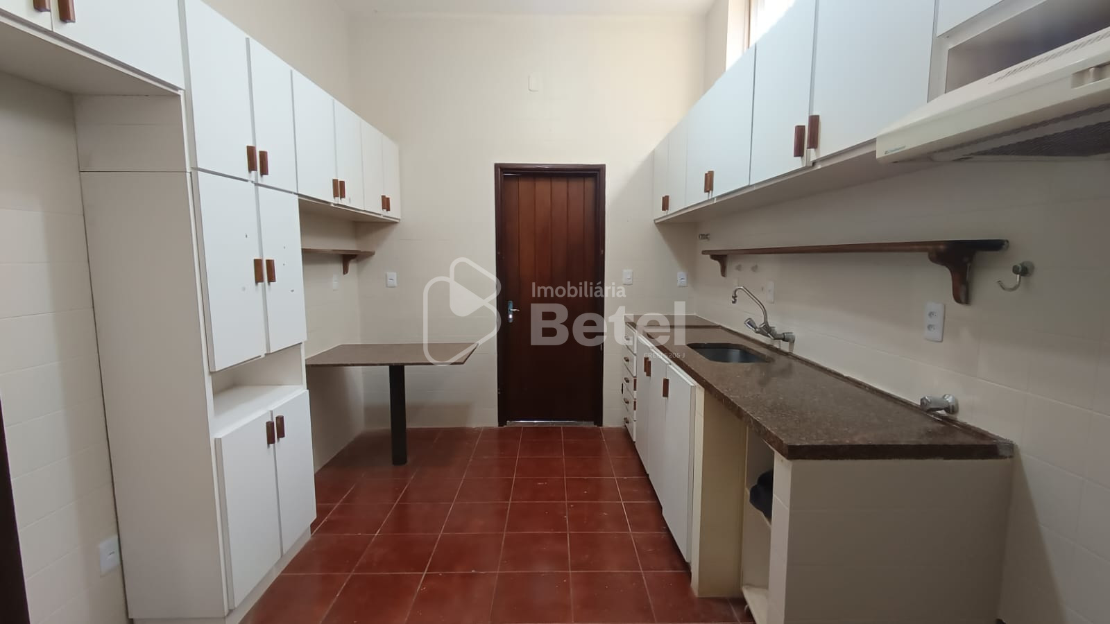Casa no Portal de Dourados, foto 8 de 24