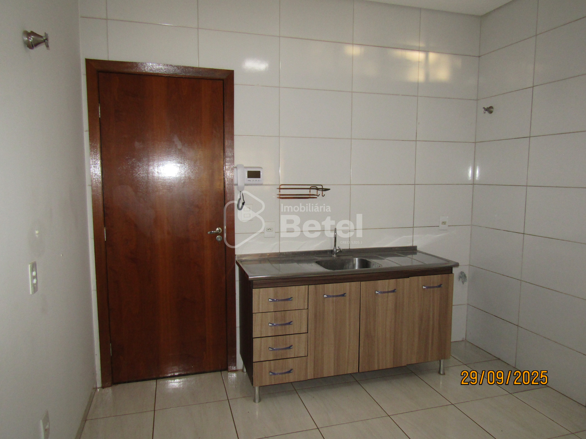 Casa no Jardim Monte Líbano, foto 7 de 13