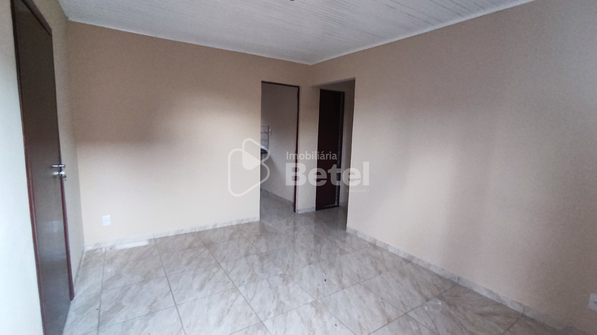 Casa no Conjunto Habitacional Izidro Pedroso, foto 2 de 10
