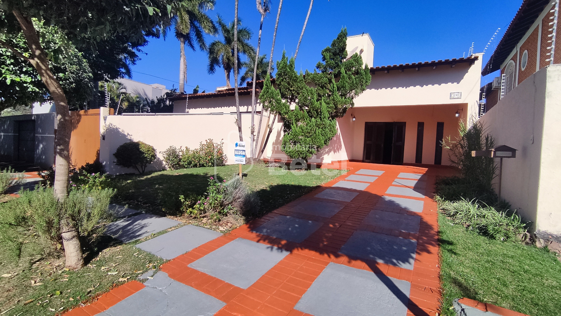 Casa no Portal de Dourados, foto 1 de 25