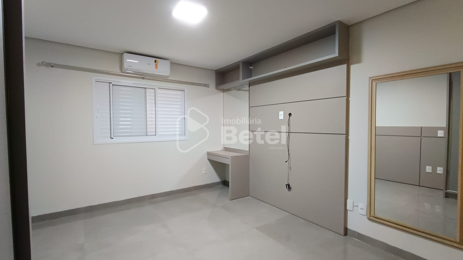 Apartamento na Vila Planalto, foto 8 de 17