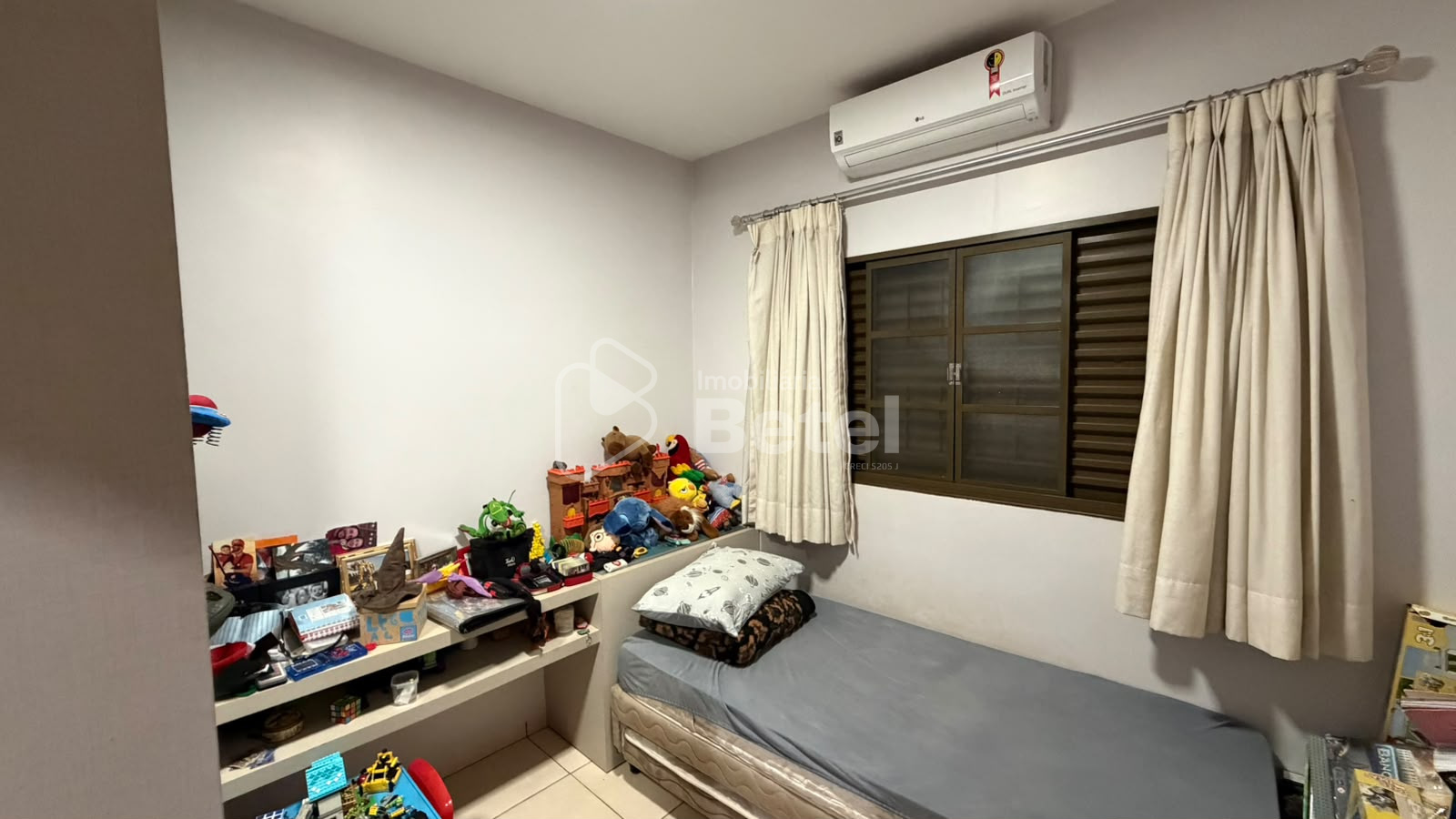Casa em Altos do Indaiá, foto 7 de 19
