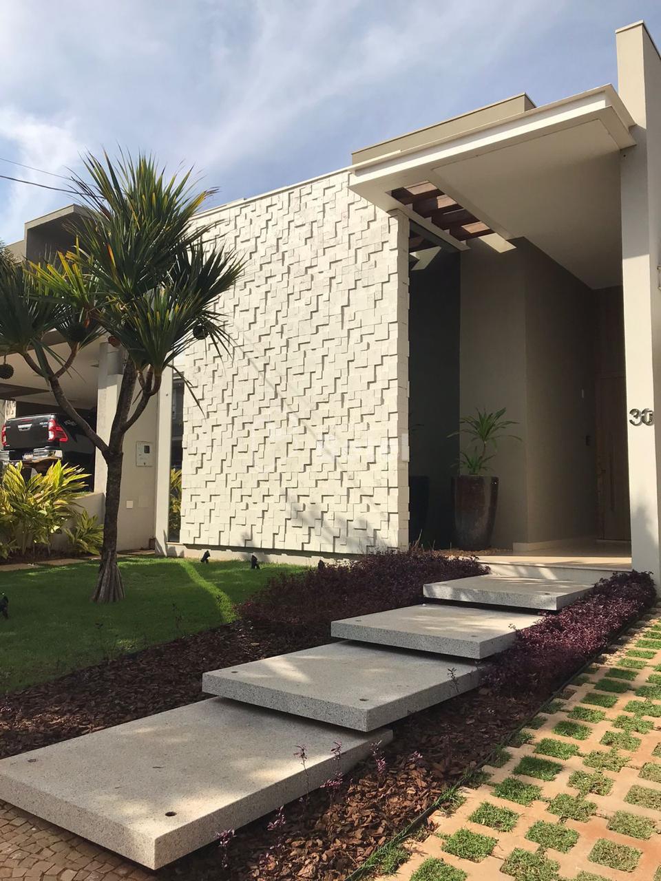 Casa em Ecoville, foto 1 de 21