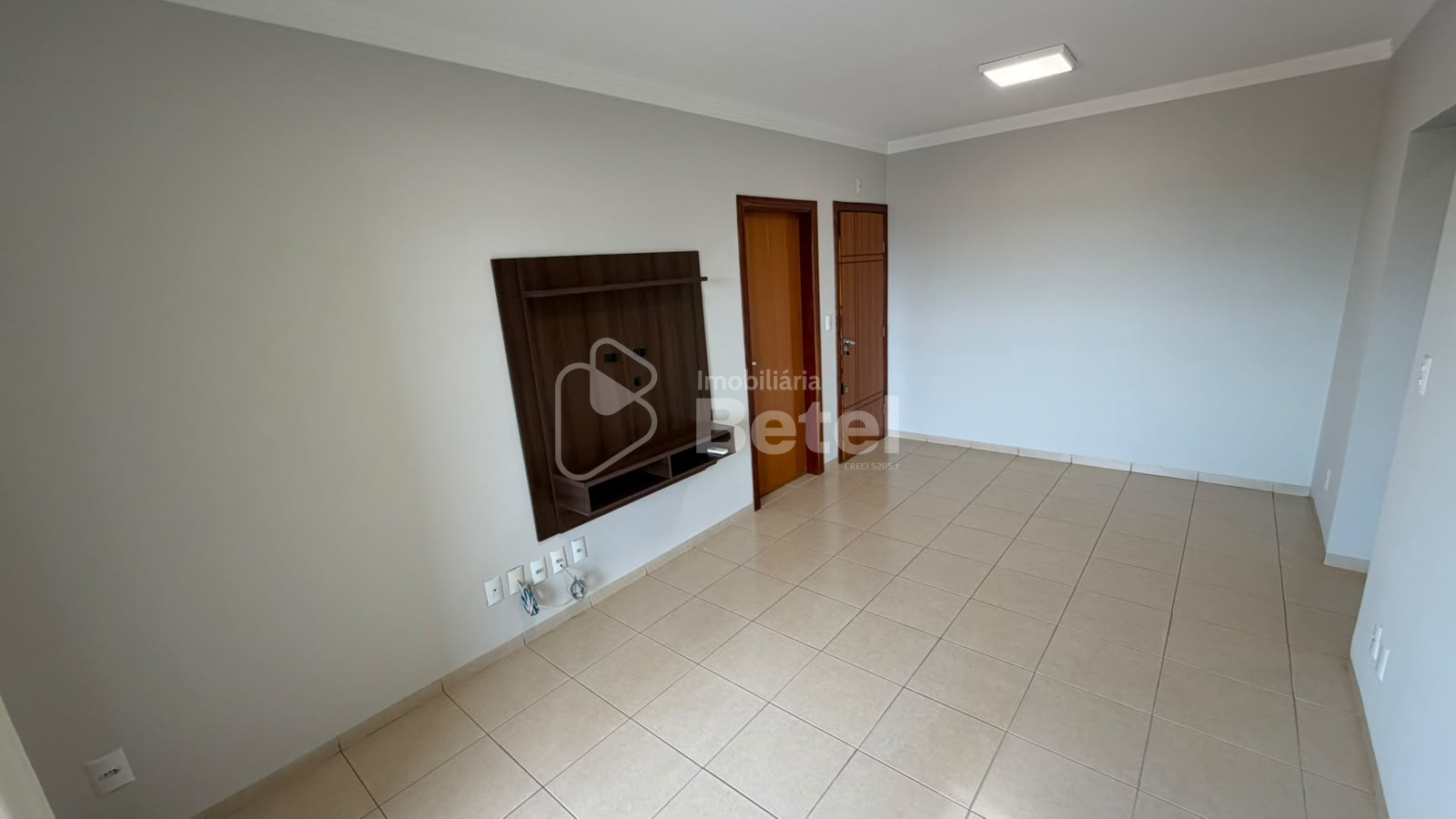 Apartamento em Cohafaba III Plano, foto 2 de 17