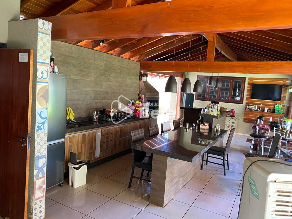 Casa na Vila Planalto, foto 9 de 17