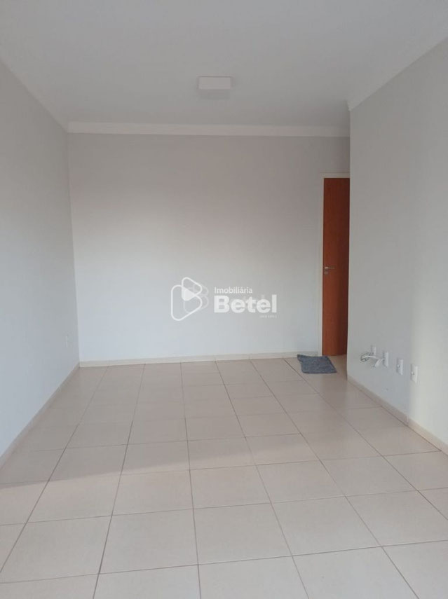 Foto cadastro cód. 182