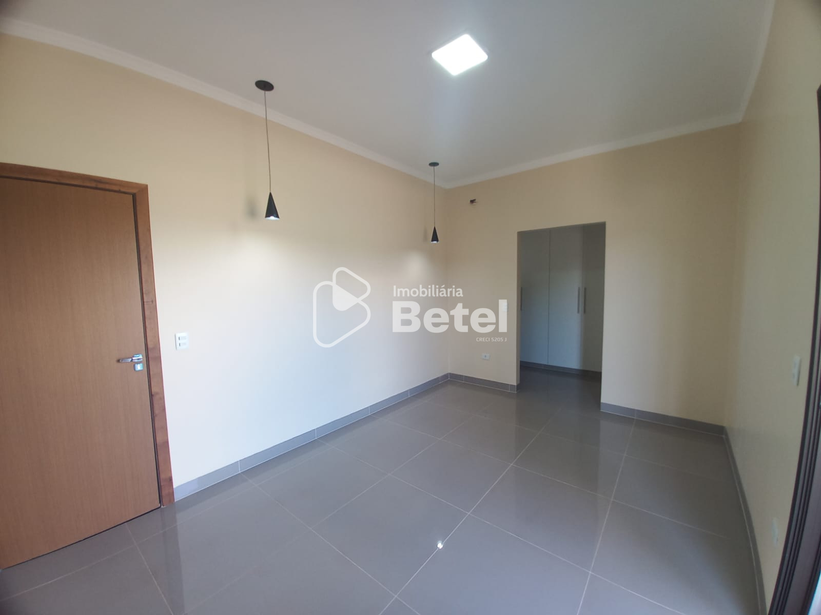 Casa no Parque Alvorada, foto 11 de 31