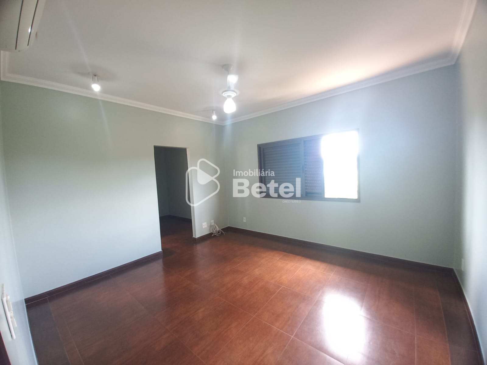 Casa no Parque Alvorada, foto 13 de 38