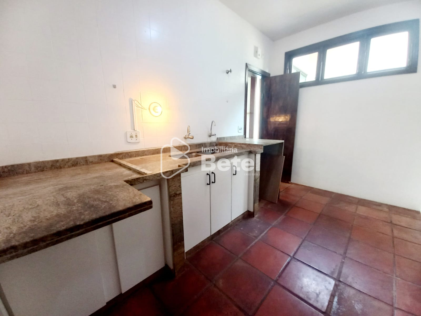 Casa no Portal de Dourados, foto 12 de 31