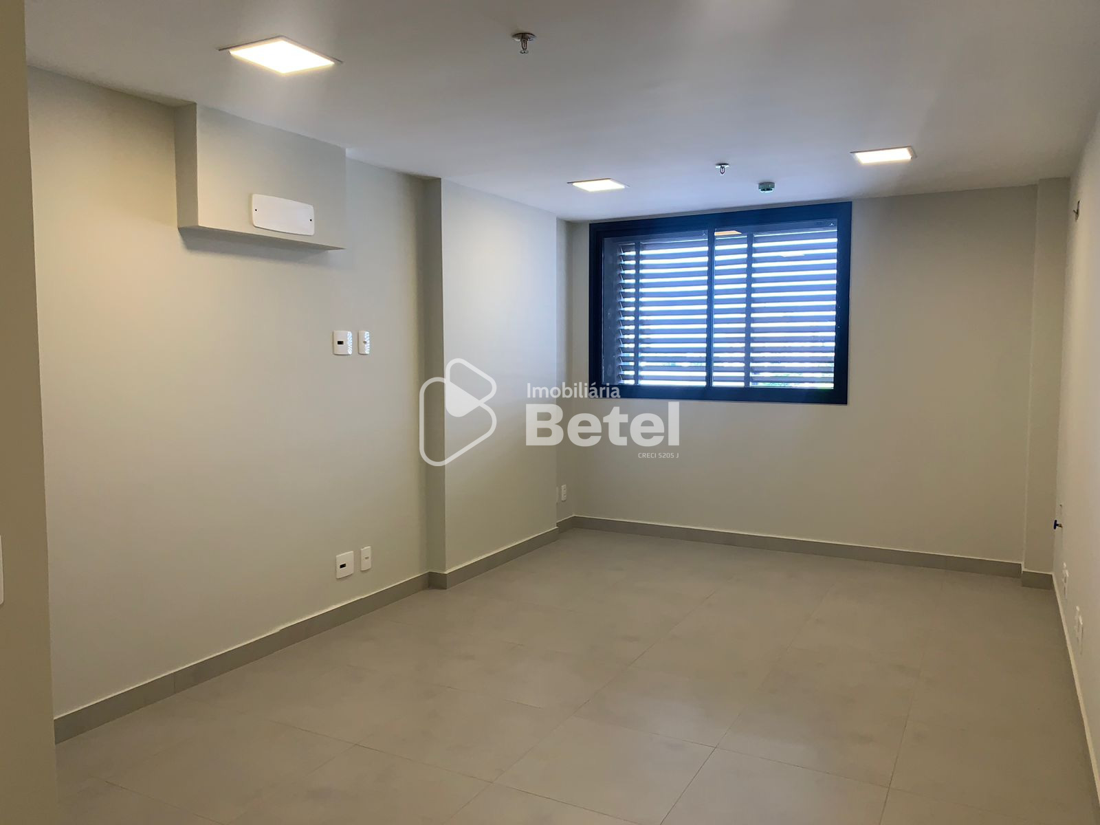 Comercial no Centro, foto 9 de 11