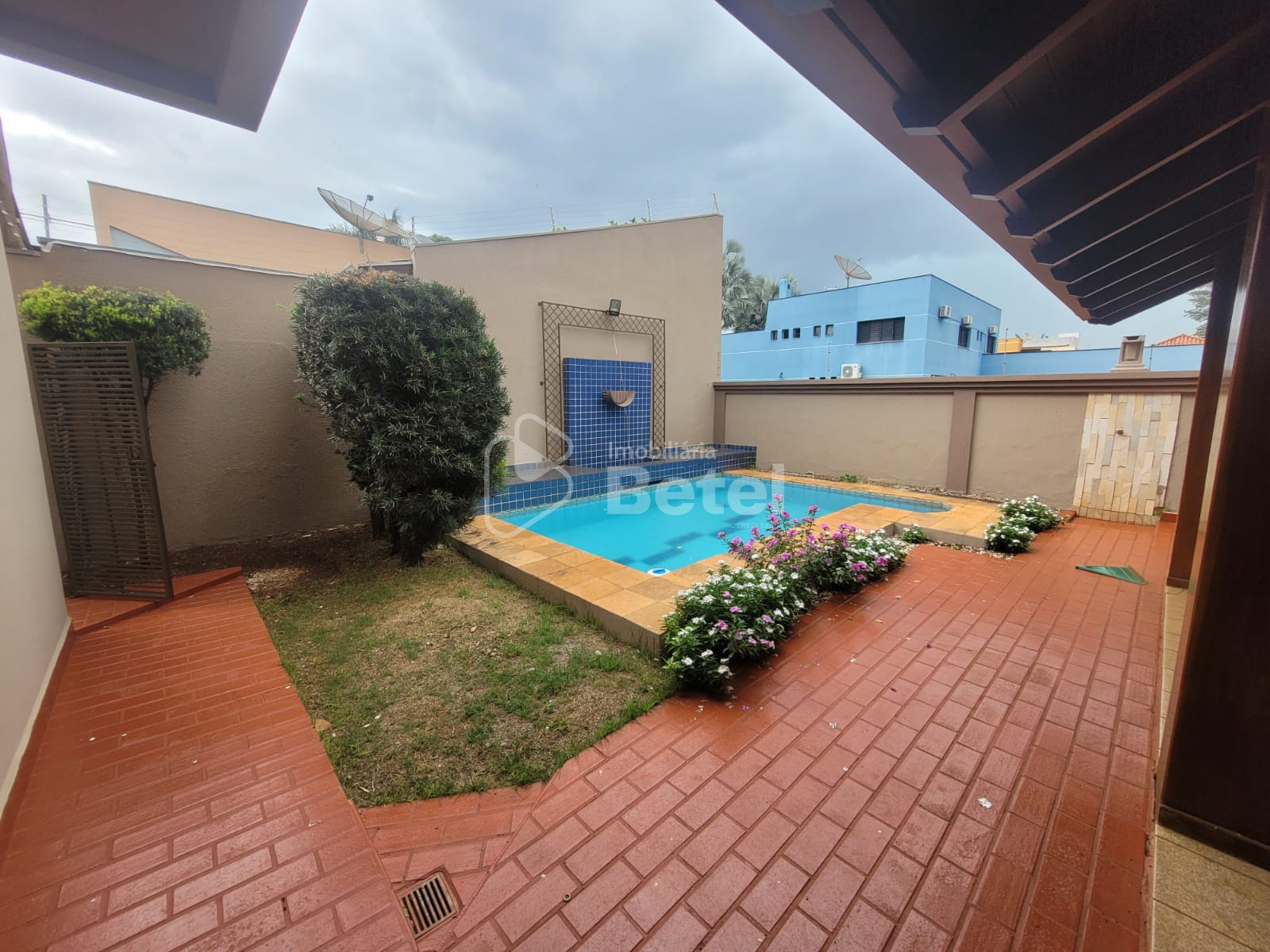 Casa na Vila Planalto, foto 5 de 26