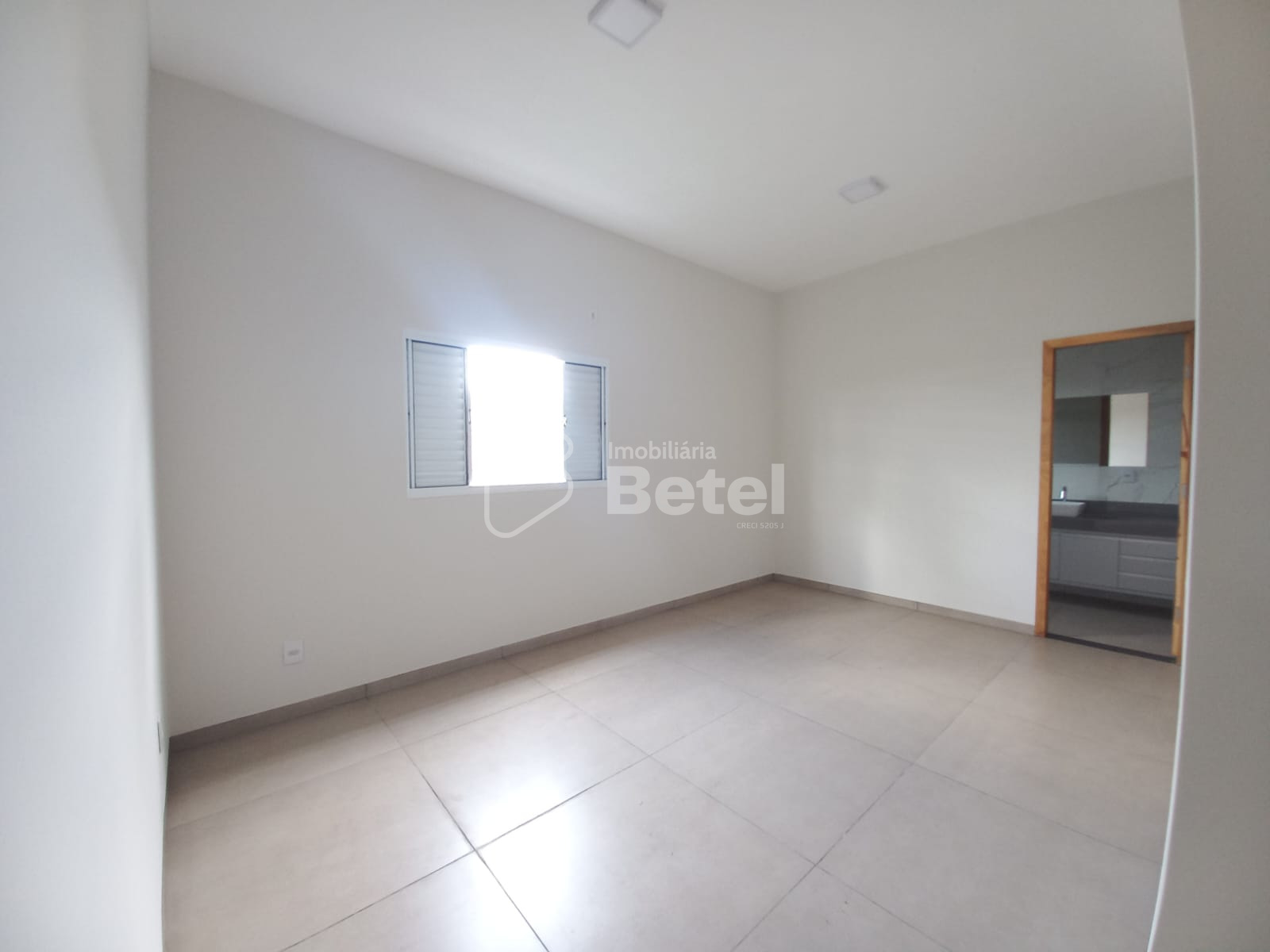 Casa no Conjunto Residencial Monte Carlo, foto 9 de 16
