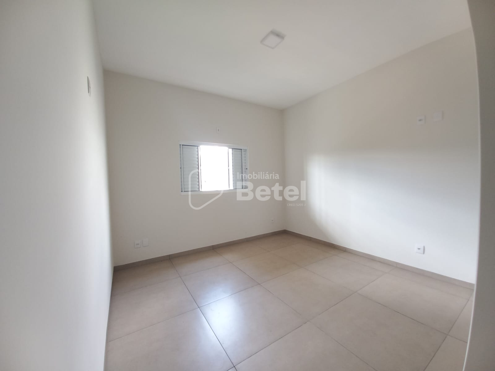 Casa no Conjunto Residencial Monte Carlo, foto 11 de 16