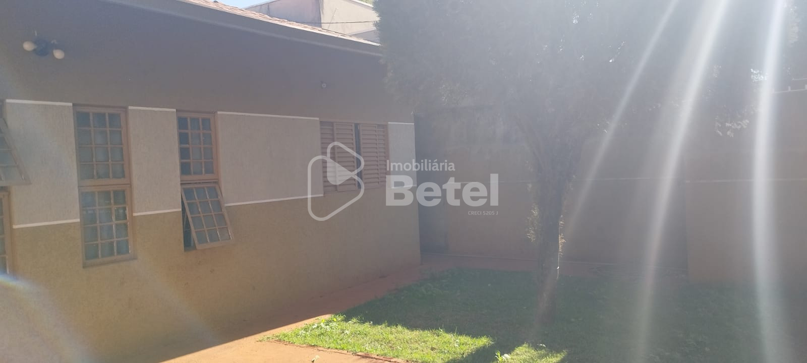 Casa no Jardim Novo Horizonte, foto 2 de 9