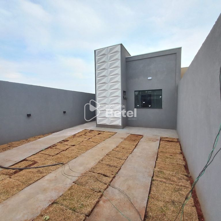 Casa no Jardim Cristhais II, foto 2 de 17