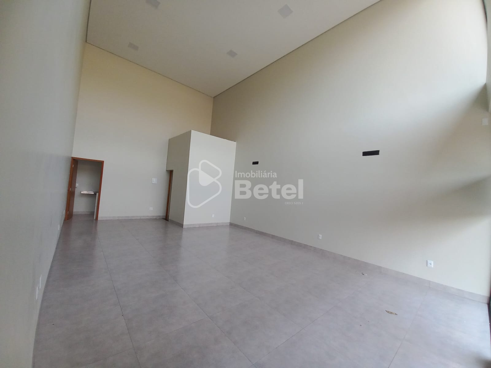 Comercial no Jardim Itaipú, foto 3 de 8