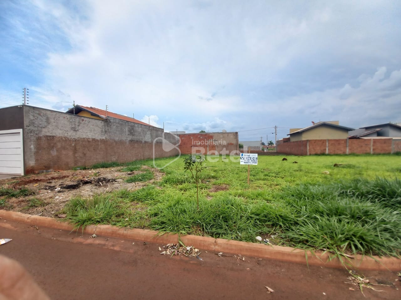 Terreno em Vival dos Ipês, foto 3 de 3