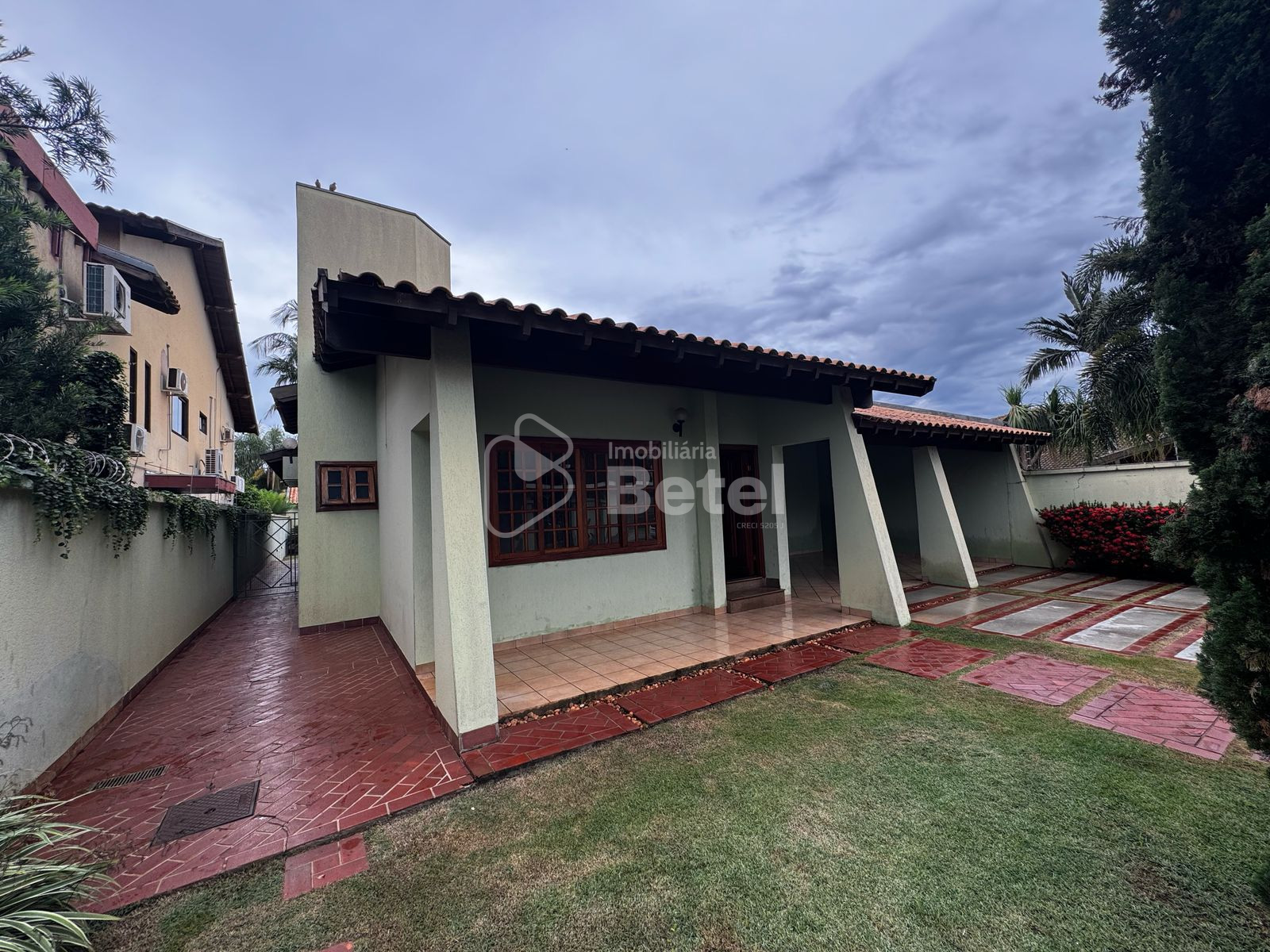 Casa no Jardim Itaipú, foto 1 de 27