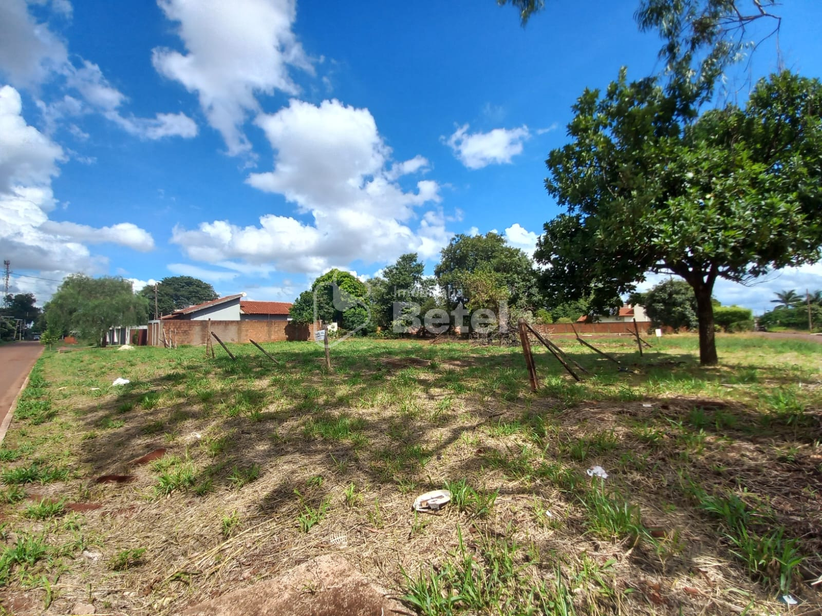 Terreno em Altos do Indaiá, foto 1 de 2