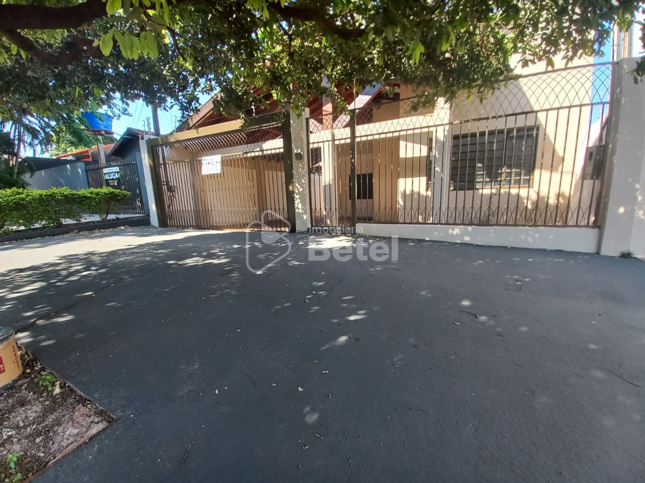 Casa no Jardim Londrina, foto 2 de 14