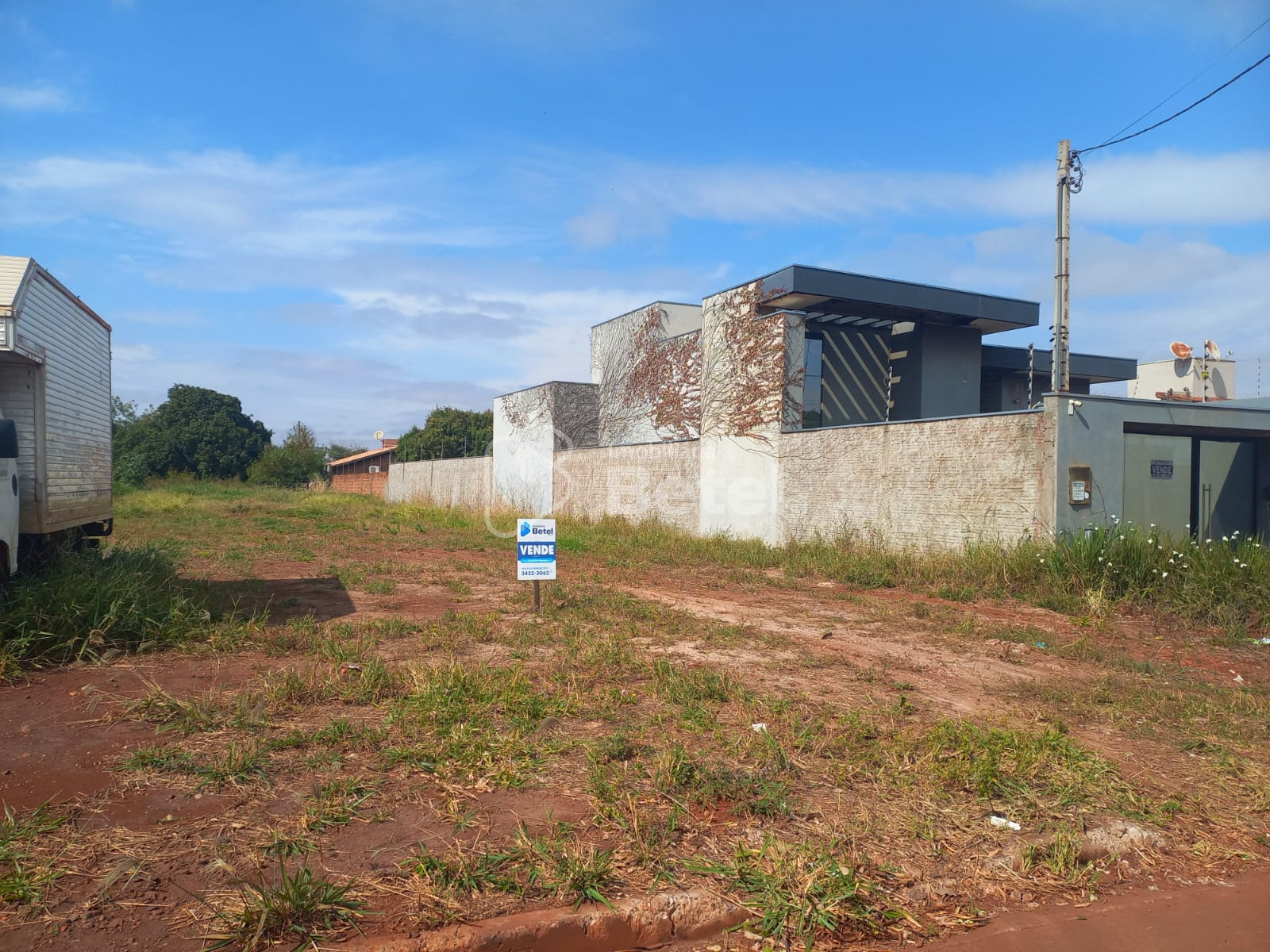 Terreno em Indaiá, foto 1 de 4
