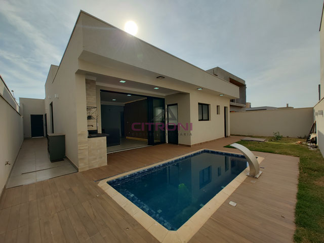 Foto cadastro cód. 734