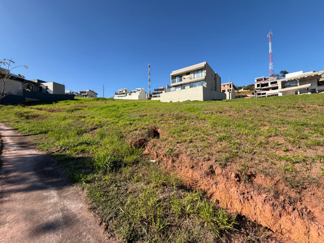 Foto cadastro cód. 102