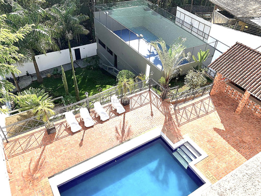 Casa de luxo com área de lazer completa no condomínio mais exclusivo de Juiz de Fora