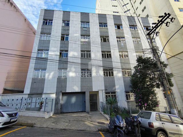 Apartamento com 1 quarto para venda ou locação no bairro Centro em Juiz de Fora, MG