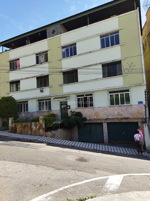 Apartamento 3/4 com suíte, área externa no Jardim Glória
