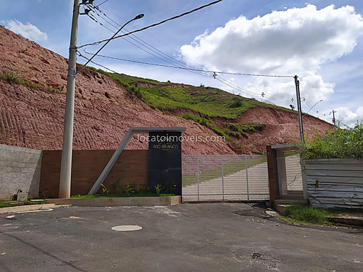 Terreno em Condomínio Fechado, 300 m² a apenas 5 Minutos do Centro de Juiz de Fora