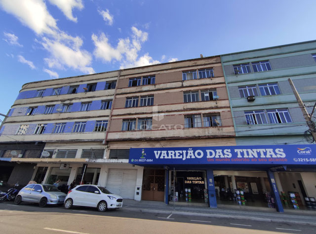 Apartamento 02 quartos para venda ou locação no Centro