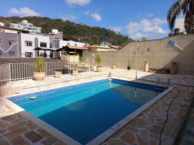 Casa 4 quartos Jardim Glória