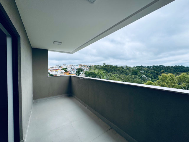 Cobertura duplex Aeroporto com vista permanente