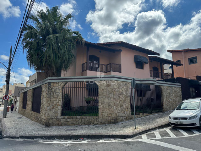 Casa duplex em São Mateus