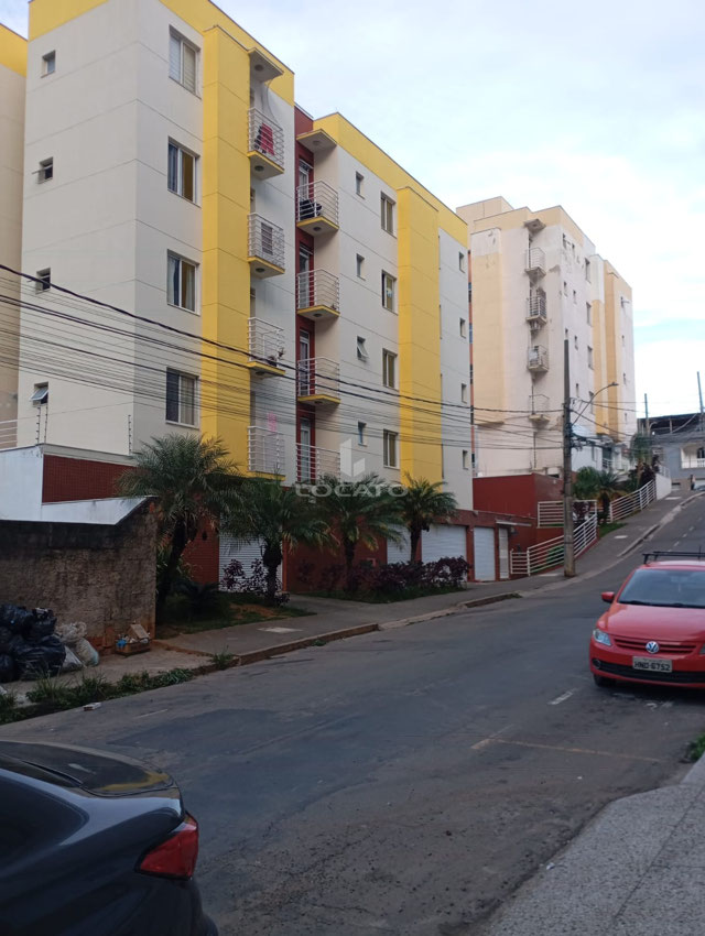 Quarto e Sala com sacada em São Mateus