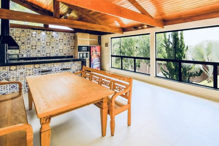 Casa com muito conforto e lazer no Parque Imperial