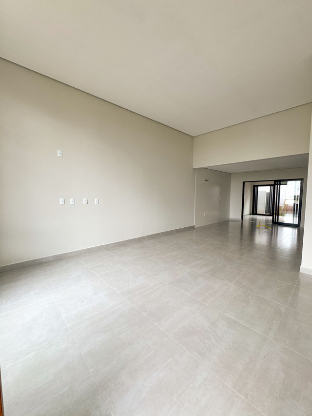 Sala com pé direito duplo
