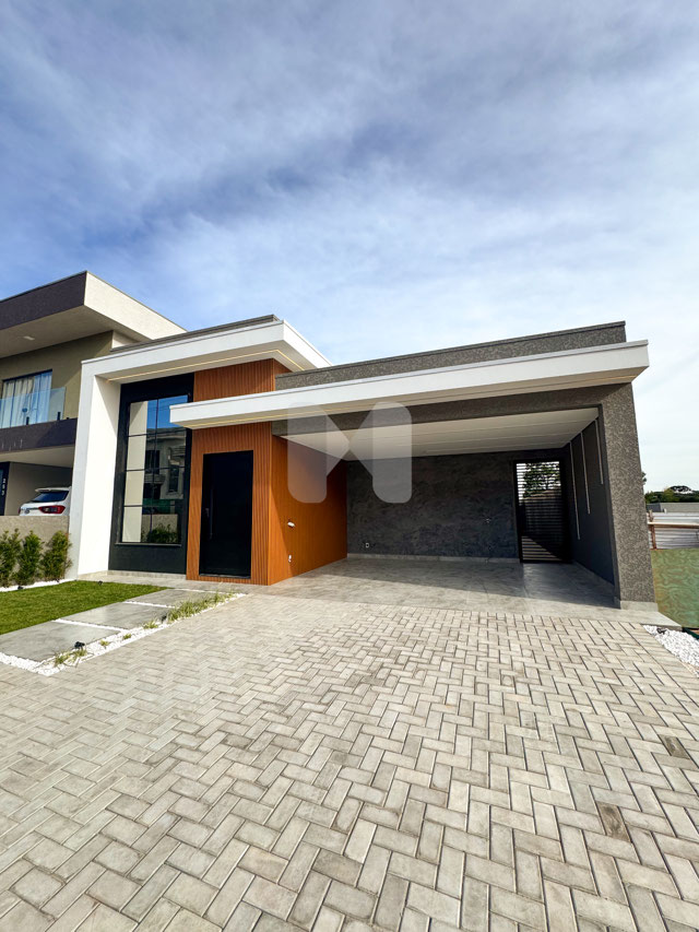 Garagem coberta para 2 carros