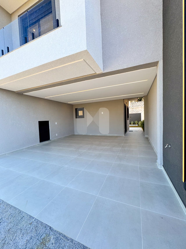 Garagem coberta