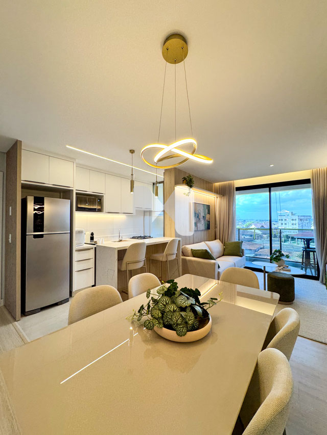 Sala de jantar, estar e cozinha