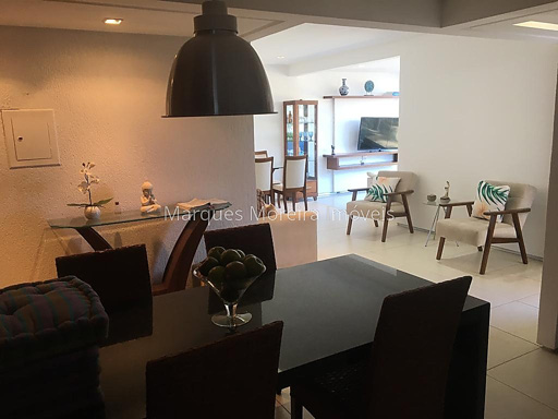 Casa com 3 quartos para venda no bairro Jardim do Sol em Juiz de Fora, MG