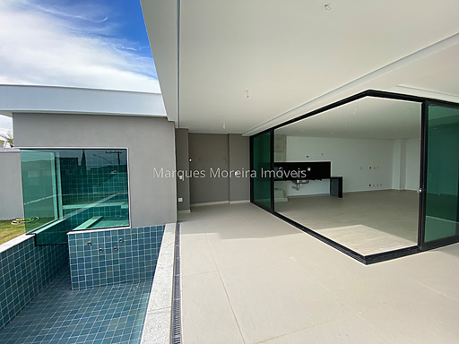 Área externa, espaço gourmet, piscina e sauna