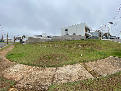 Terreno de esquina