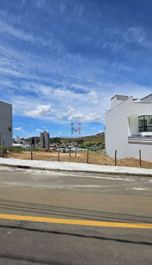 Frente do Terreno