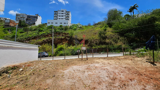 Interior do Terreno